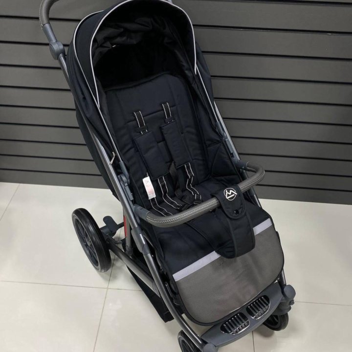 Прогулочная коляска Luxmom 790