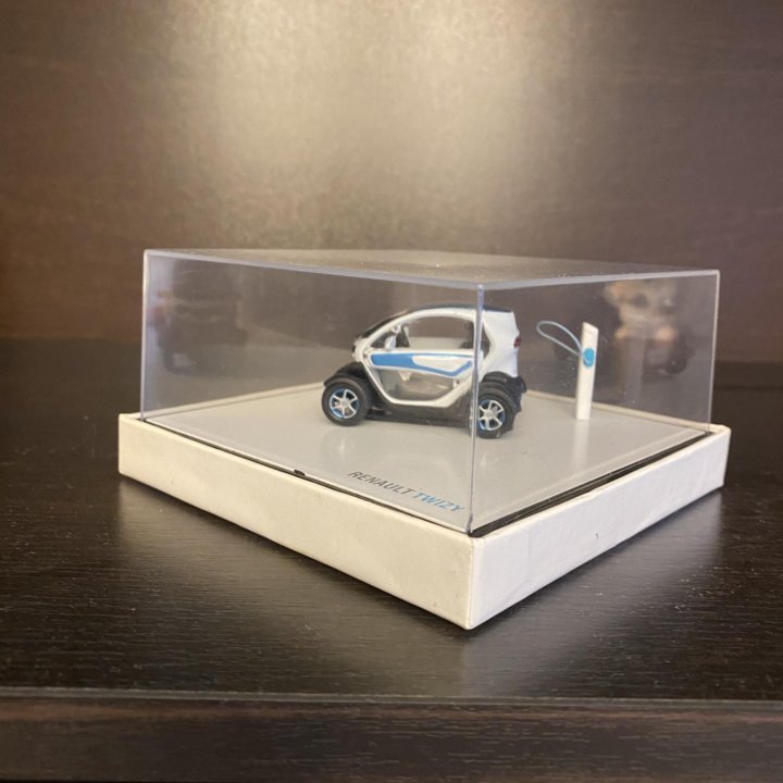 Модель Renault Twizy 1:43