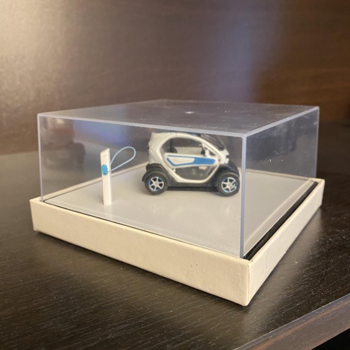 Модель Renault Twizy 1:43