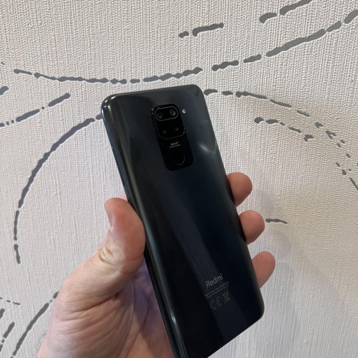 Продам Xiaomi Redmi Note 9 4/128Gb