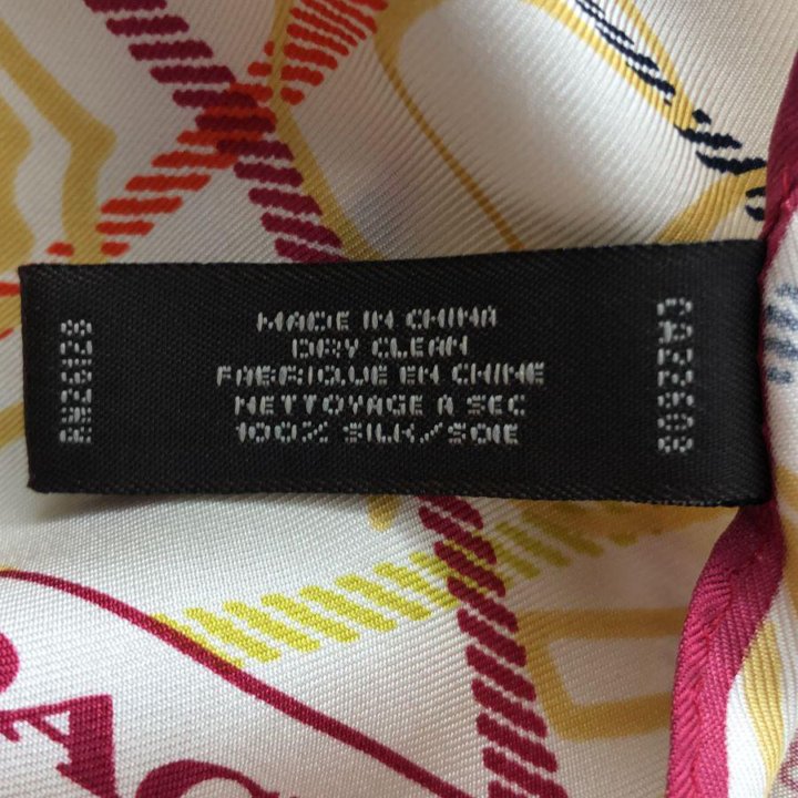 Шарф шелковый