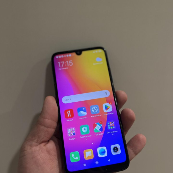 Продам Xiaomi Redmi 7 3/32Gb Black