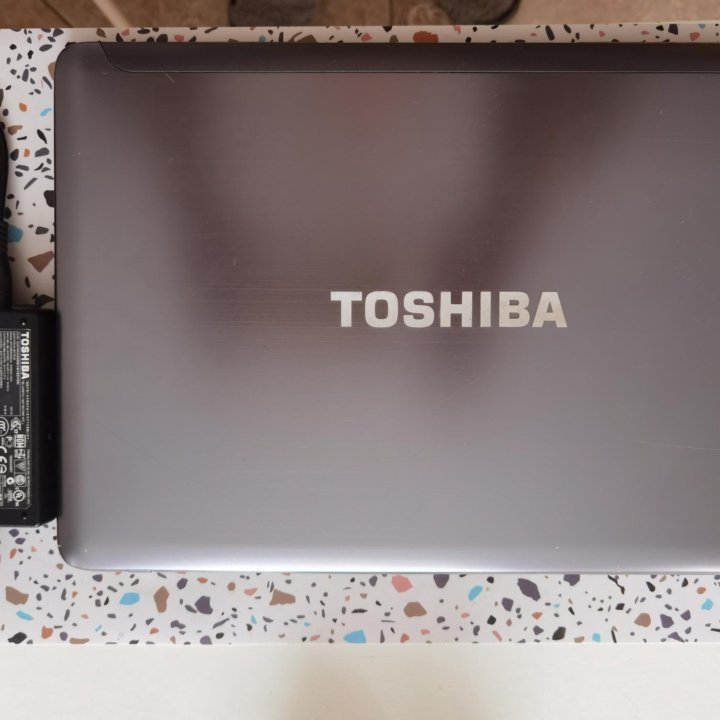 Toshiba U840-B7S, Core i5, 8/512 GB