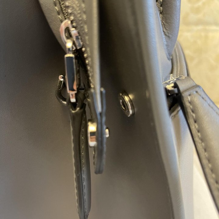 Женская сумка Eleganzza