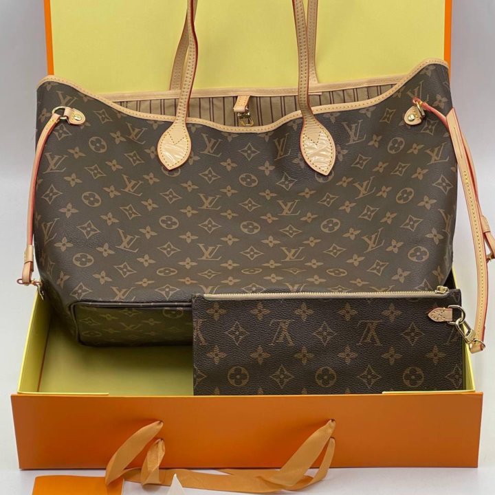 Сумка Louis Vuitton