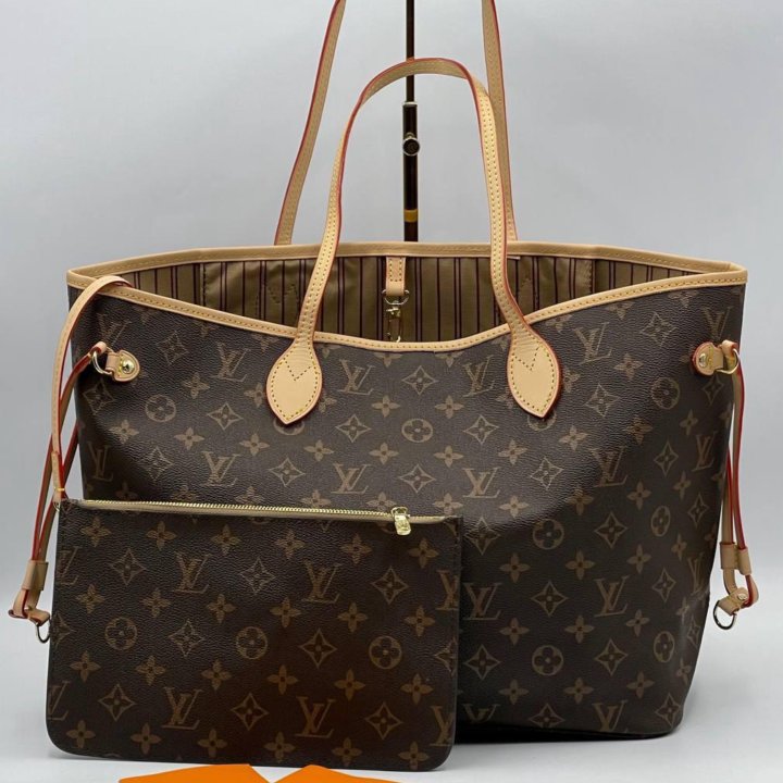 Сумка Louis Vuitton