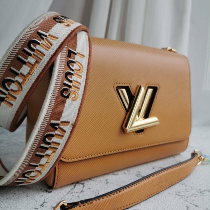 Сумка Louis Vuitton