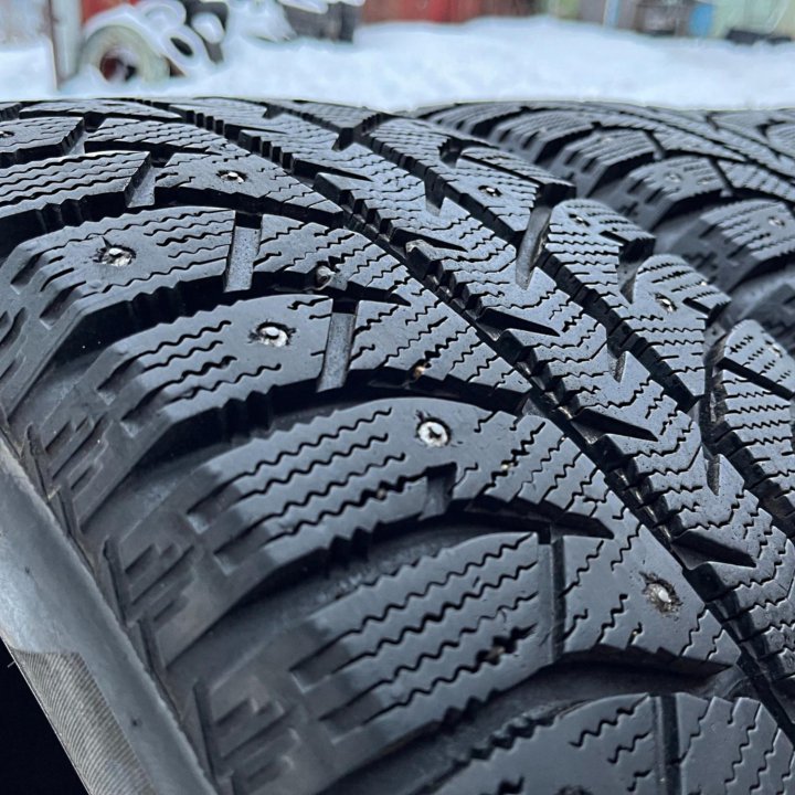 Зима Bridgestone Ice Cruiser 7000S 215/60 R16 95T