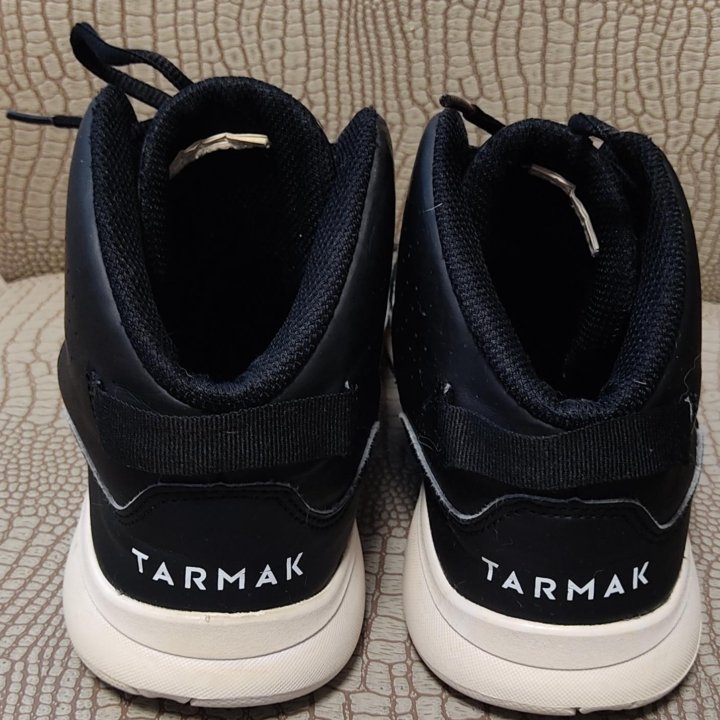 Кроссовки баскетбольные