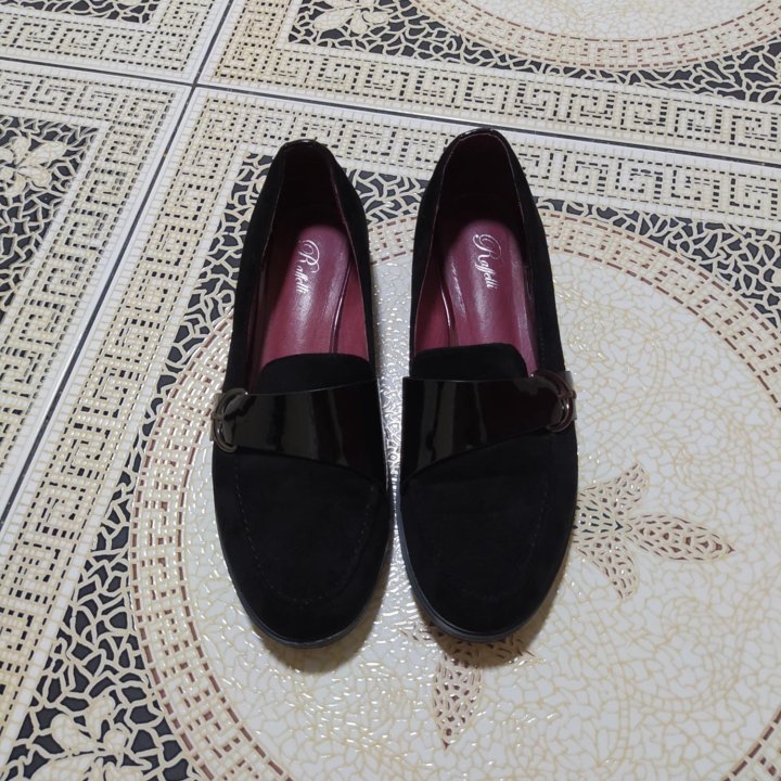 3️⃣8️⃣ Туфли