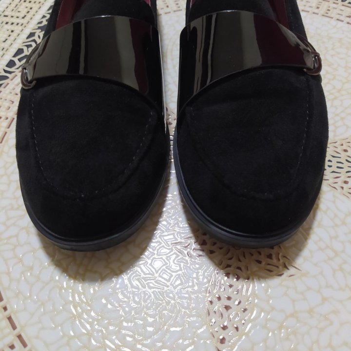 3️⃣8️⃣ Туфли