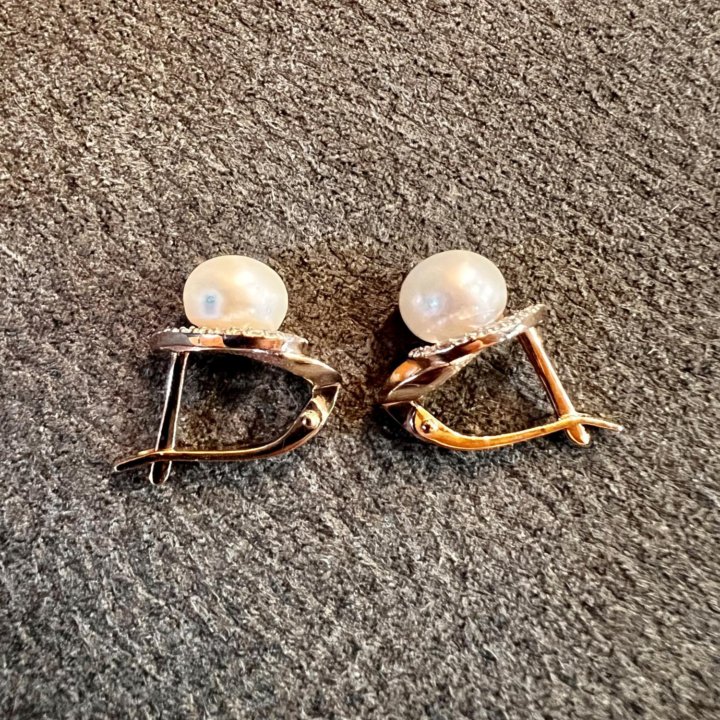 Золотые серьги