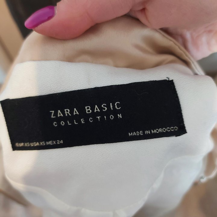 Бомбер Zara