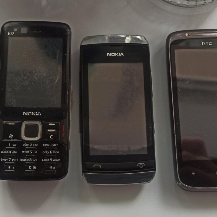 Телефоны Nokia, iPhone, Samsung, HTC