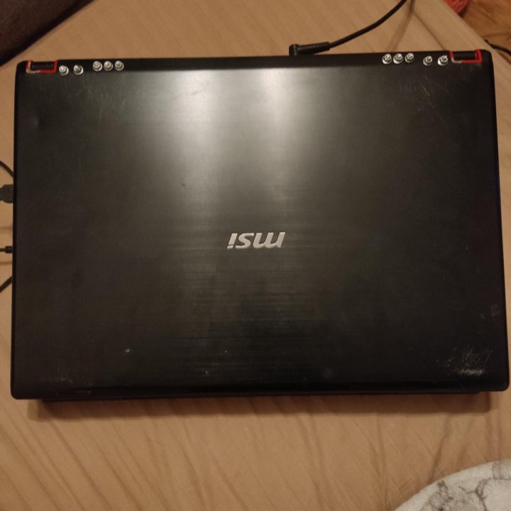 Игровой ноутбук MSI GX740