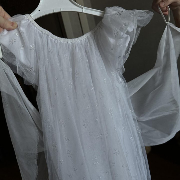 Платье снежинки с крылышками 4-5 лет 110 см