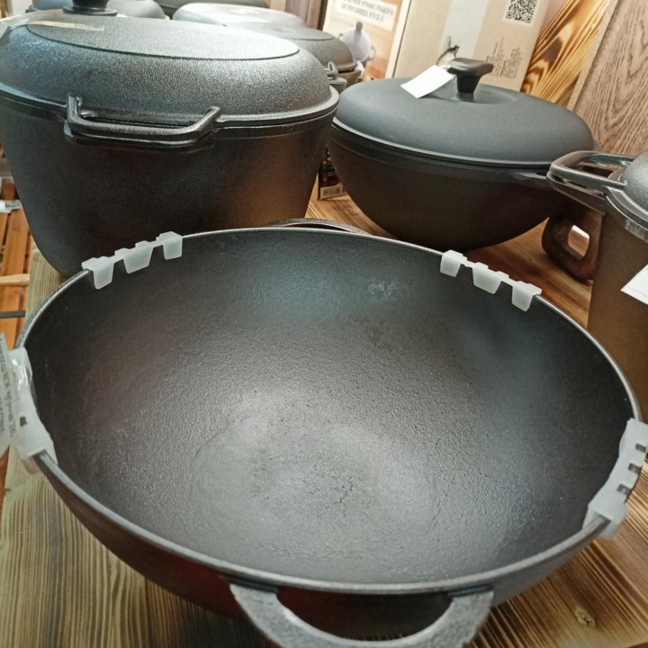 Сковородка WOK