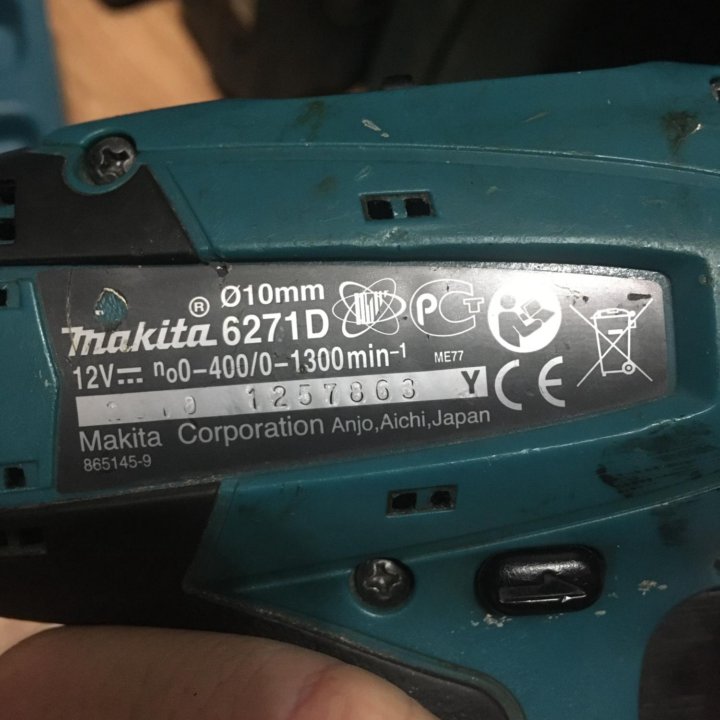 Шуруповёрт аккумуляторный Makita 6271D