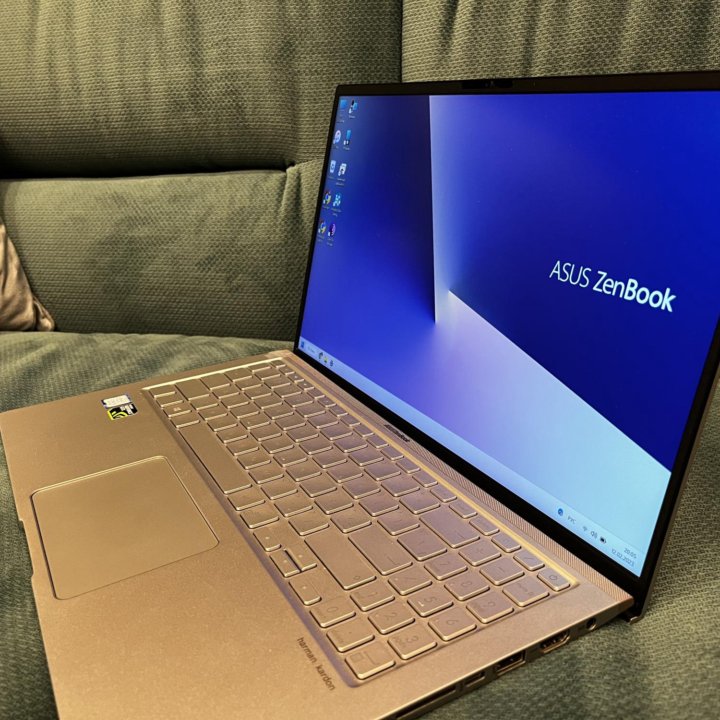 Ультрабук Asus ZenBook 15 ux533fd-A8117T