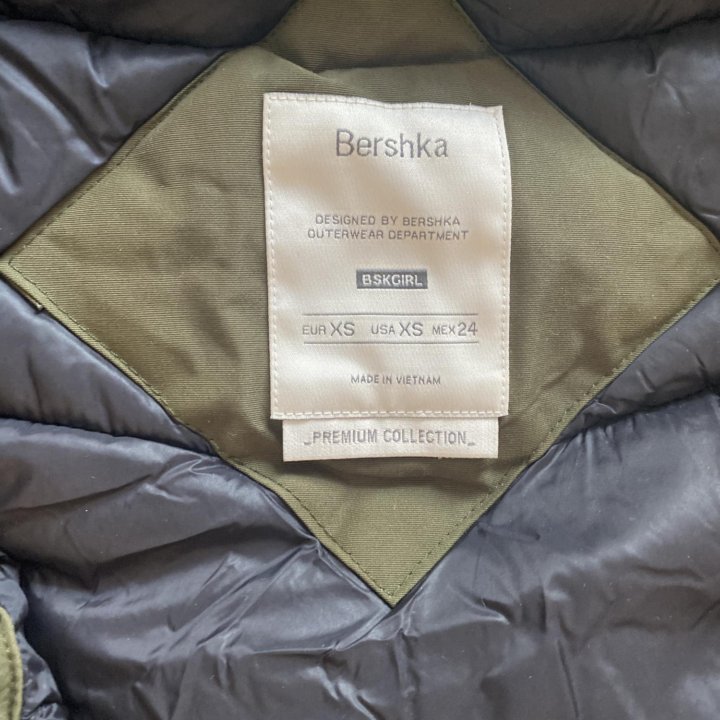 Куртка Bershka женская