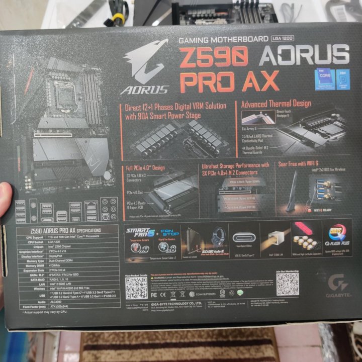 Материнская плата GIGABYTE Z590 AORUS PRO AX