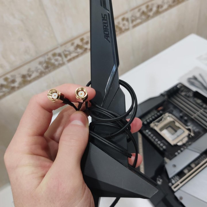 Материнская плата GIGABYTE Z590 AORUS PRO AX