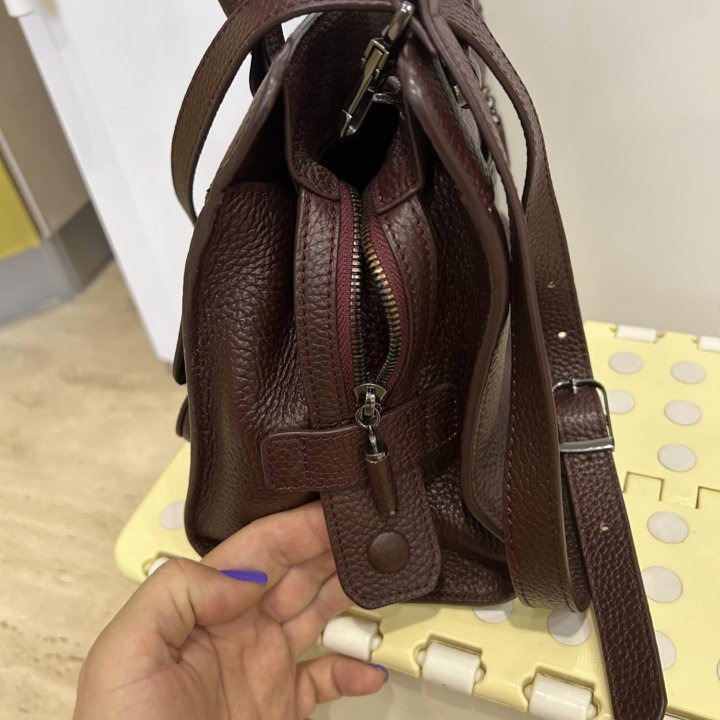 Сумка кожаная