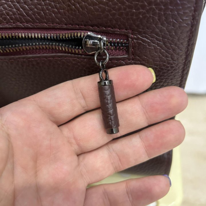 Сумка кожаная