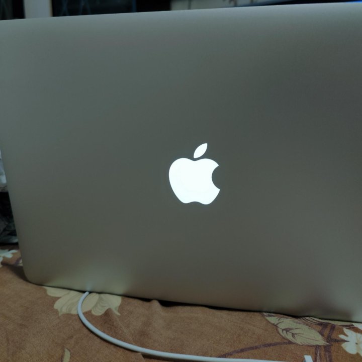 Apple MacBook air 13 2014