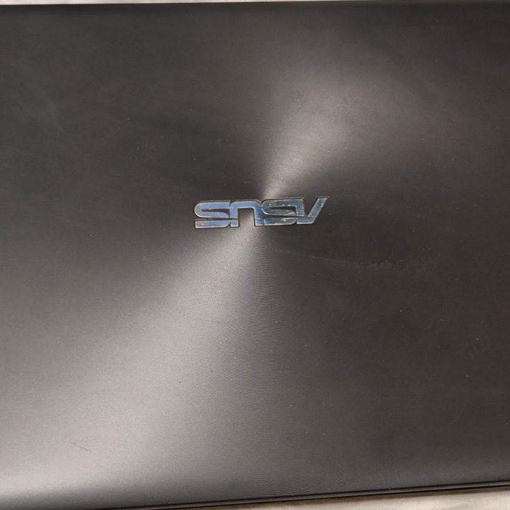 Ноутбук Asus x550c