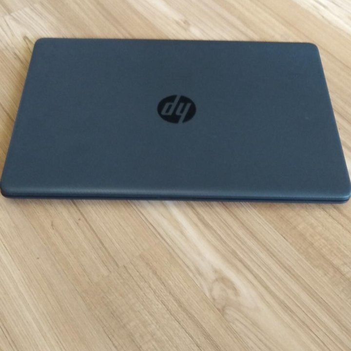 Ноутбук HP 255 G8