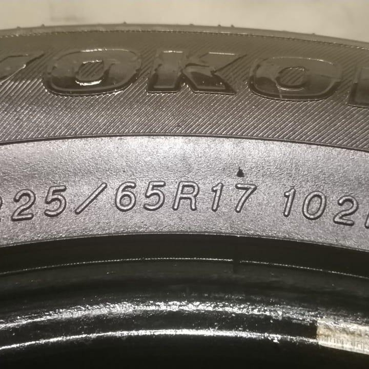 225/65 R17 Yokohama Parada Spec-X 4 шт