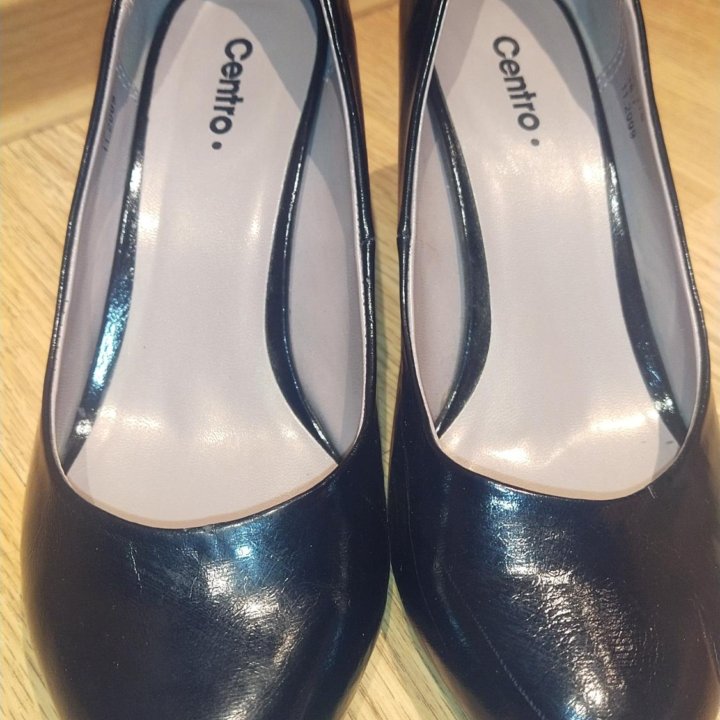 Туфли чёрные 38