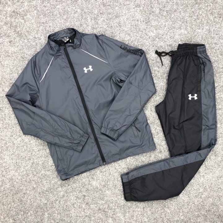 Спортивный костюм Under Armour