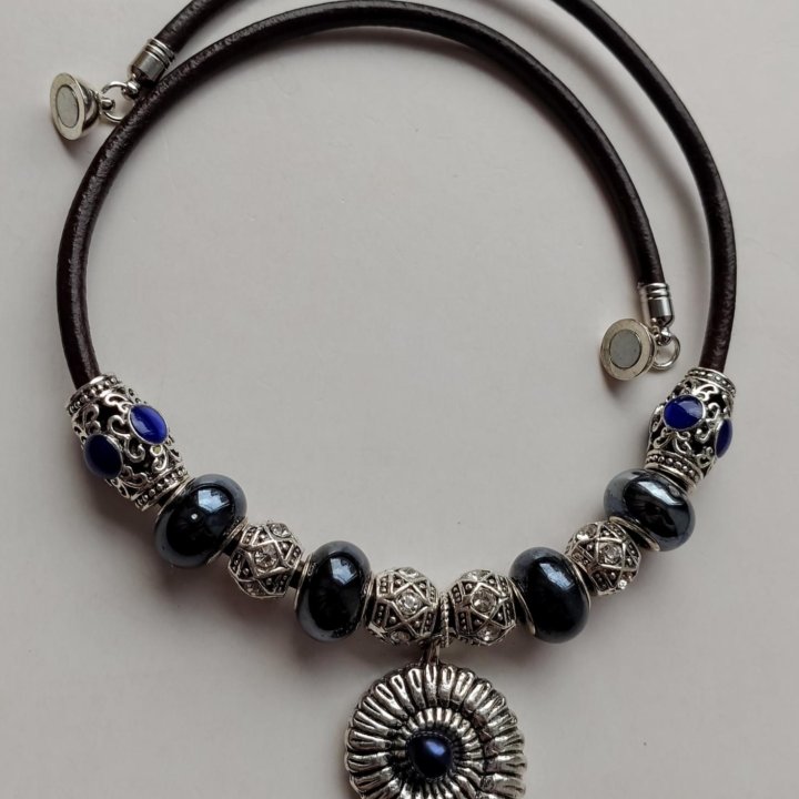 Ожерелье-чокер