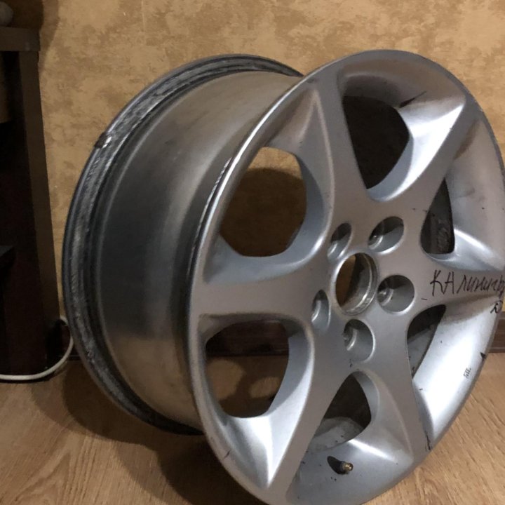 Диск Toyota/Lexus R16 5x114,3