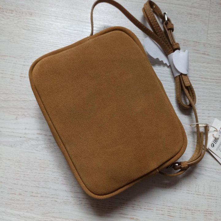 Новая сумка PULL&BEAR (натуральная кожа)