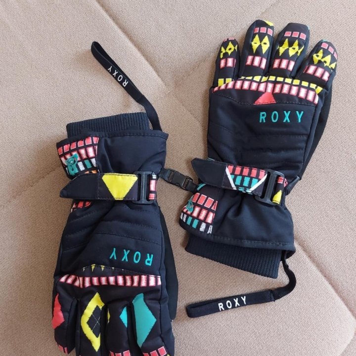 Перчатки Roxi для сноуборда НОВЫЕ