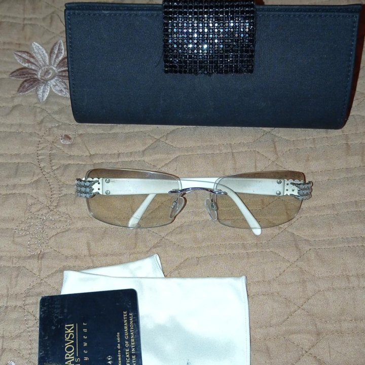 Очки Сваровски