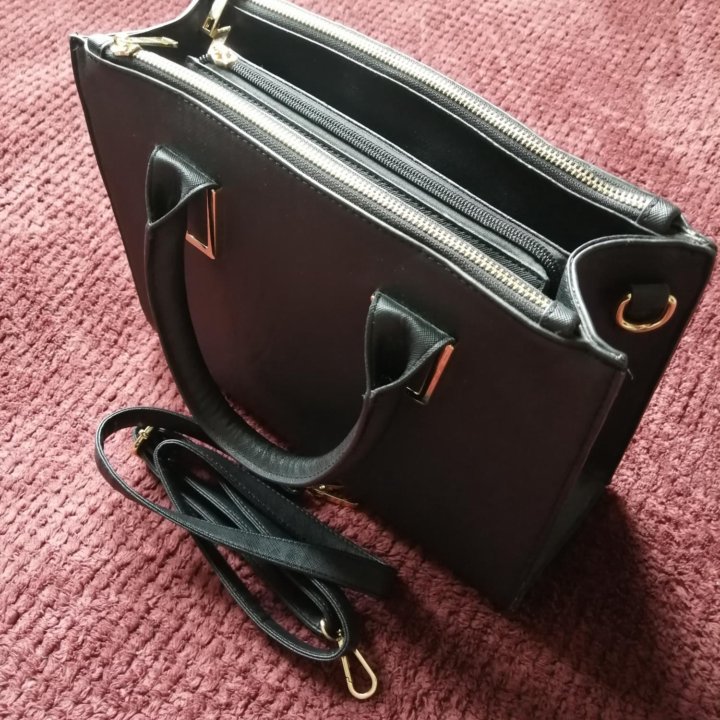 Сумка с ручками