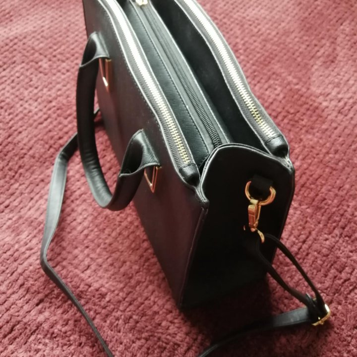 Сумка с ручками