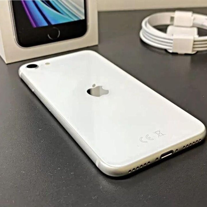 iPhone SE 2020 256Gb. Белый