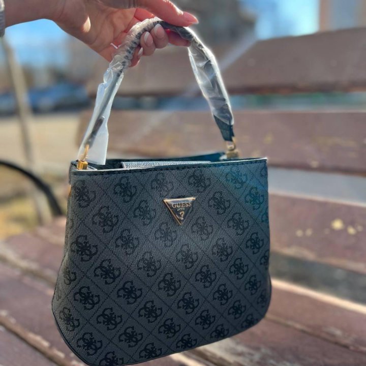 Сумка guess
