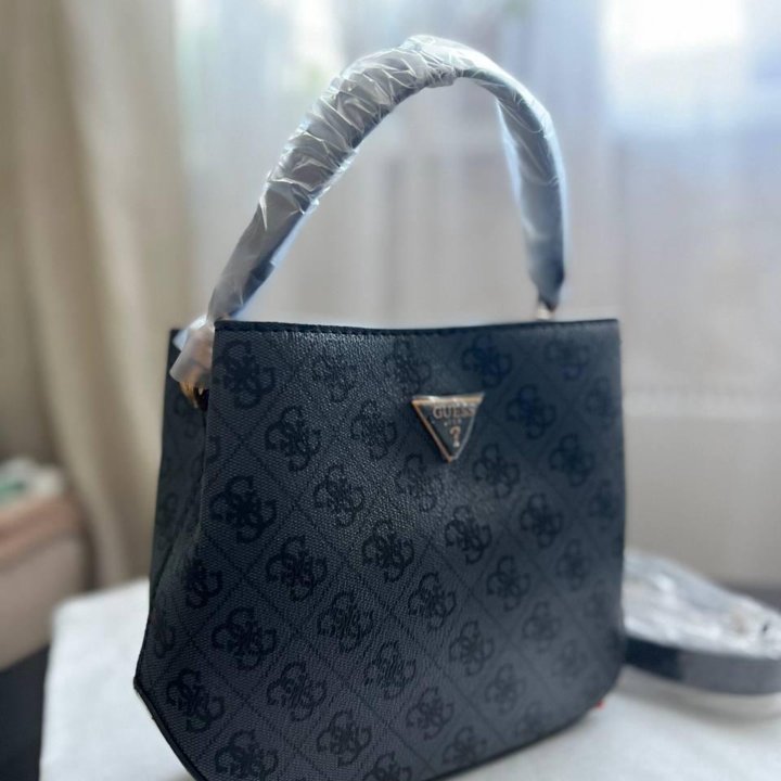 Сумка guess