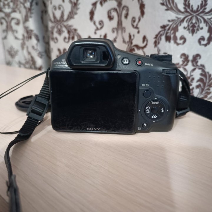 Компактный фотоаппарат sony cyber shot dsc-hx 200