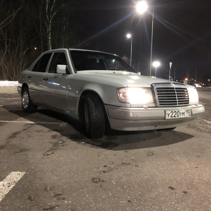 Mercedes-Benz E-Класс, 1986