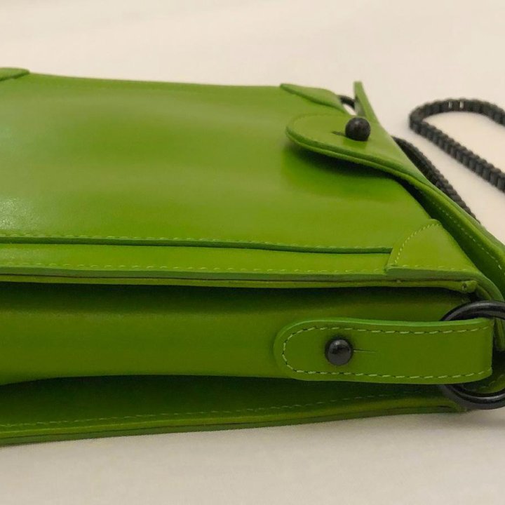 Сумочка от CARVEN