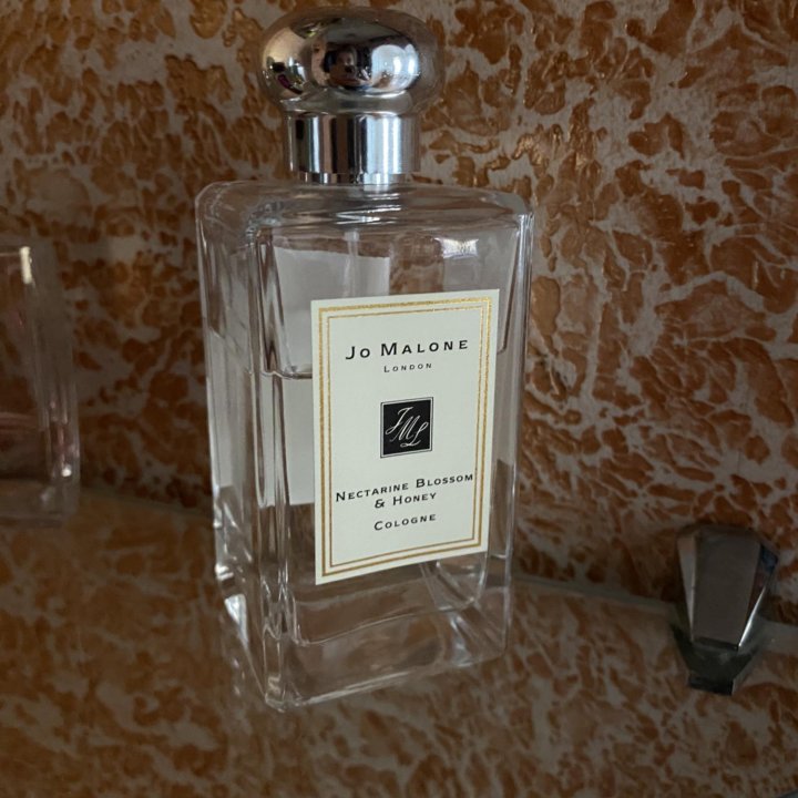 Jo malone nectarine blossom & honey