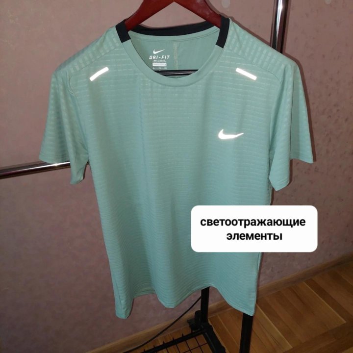 Мужская футболка Nike