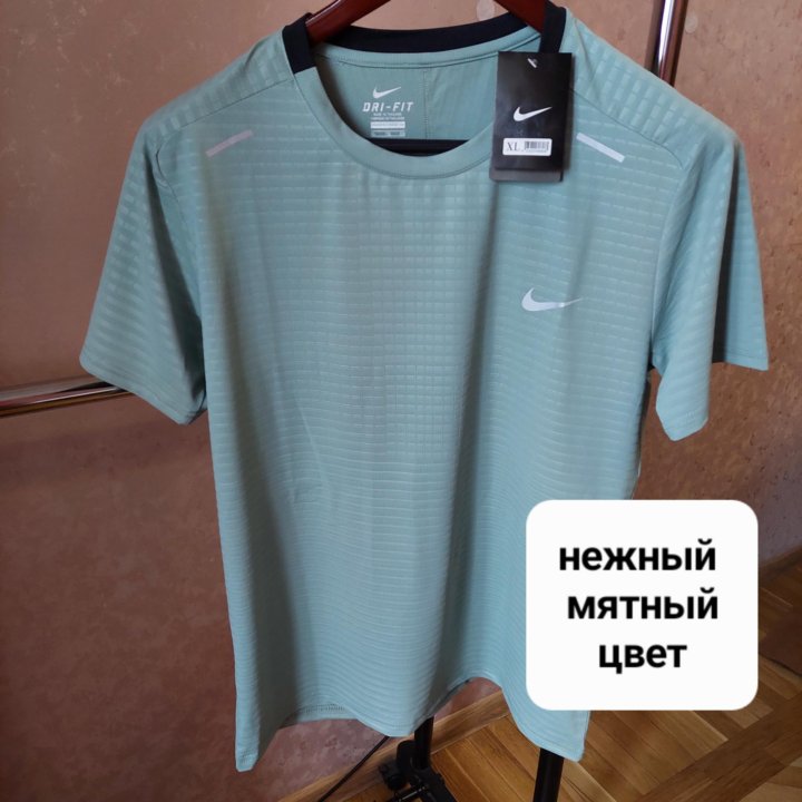 Мужская футболка Nike